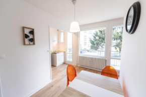 LE DAUPHIN - Place parking privée gratuit - WIFI et TV